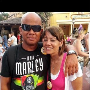 Meet your Posher, Carlos